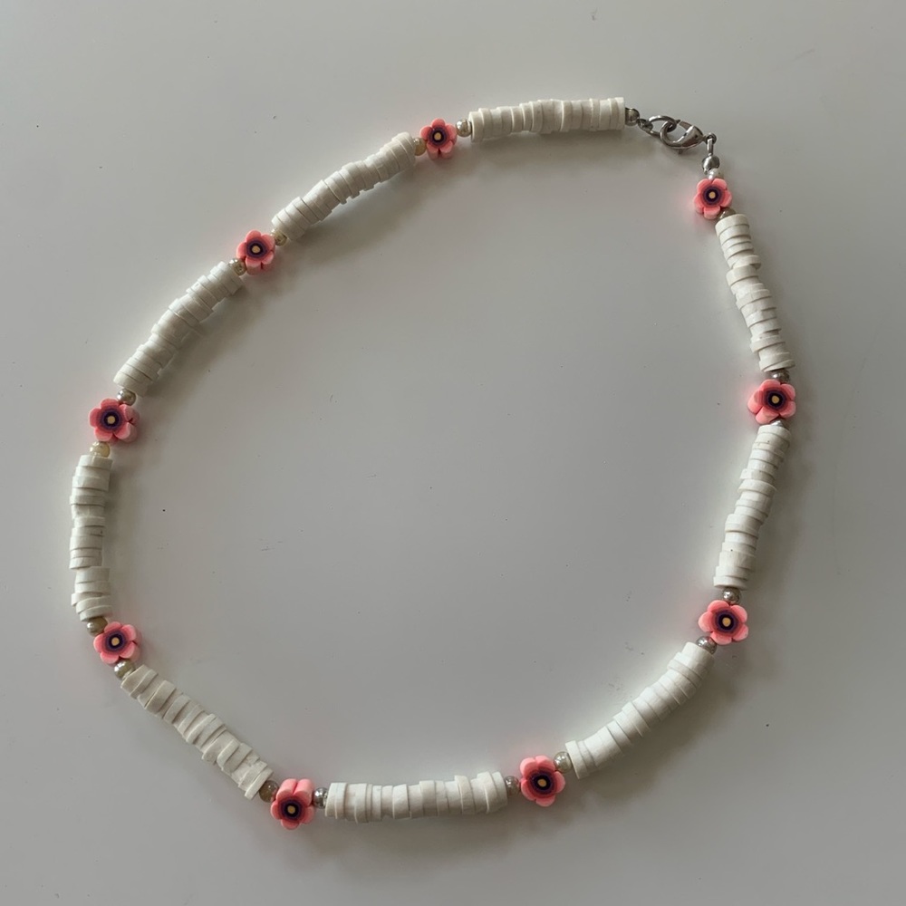 BEACH NECKLACE